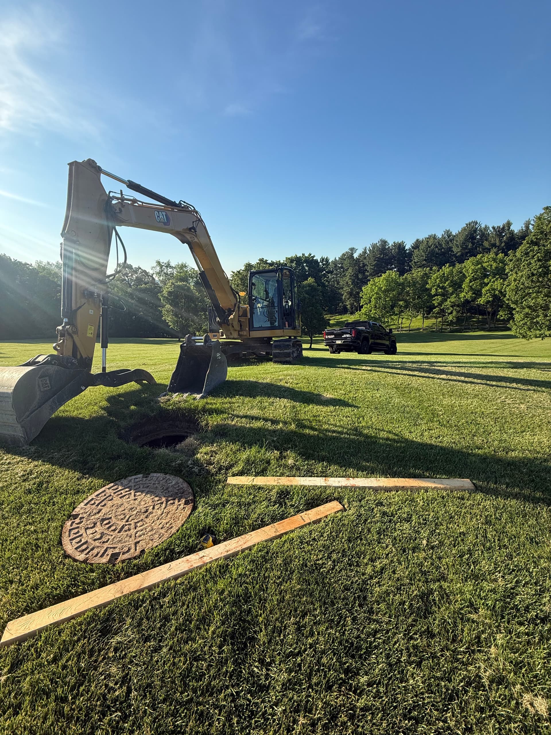 Geothermal Heat Pipe Repair and Underground Excavation Work image