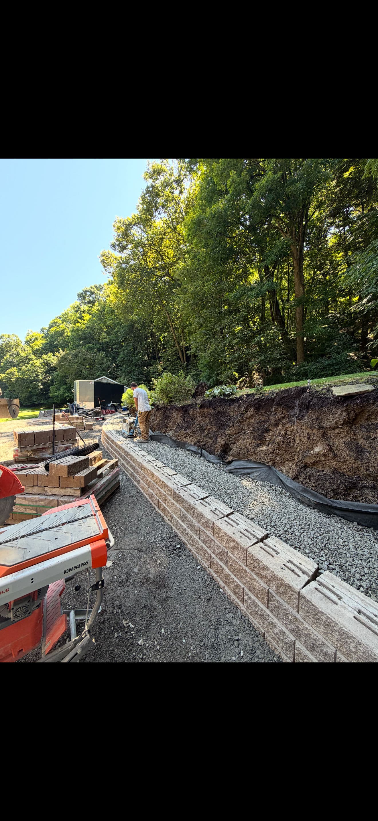 Gallery photos for Failing Retaining Wall Replaced with Desert Versa-Lok: Image #3